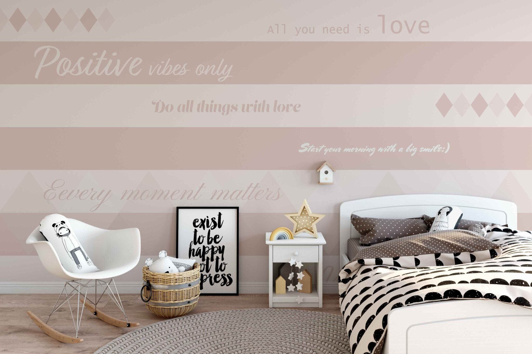 טפט פסים וכיתובים ורוד סלמון